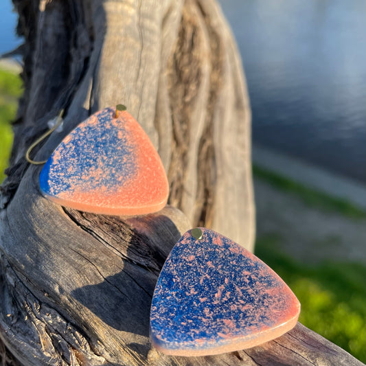 Crescent Pebbles